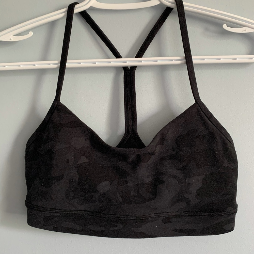 Lululemon Flow Y Bra Light Support